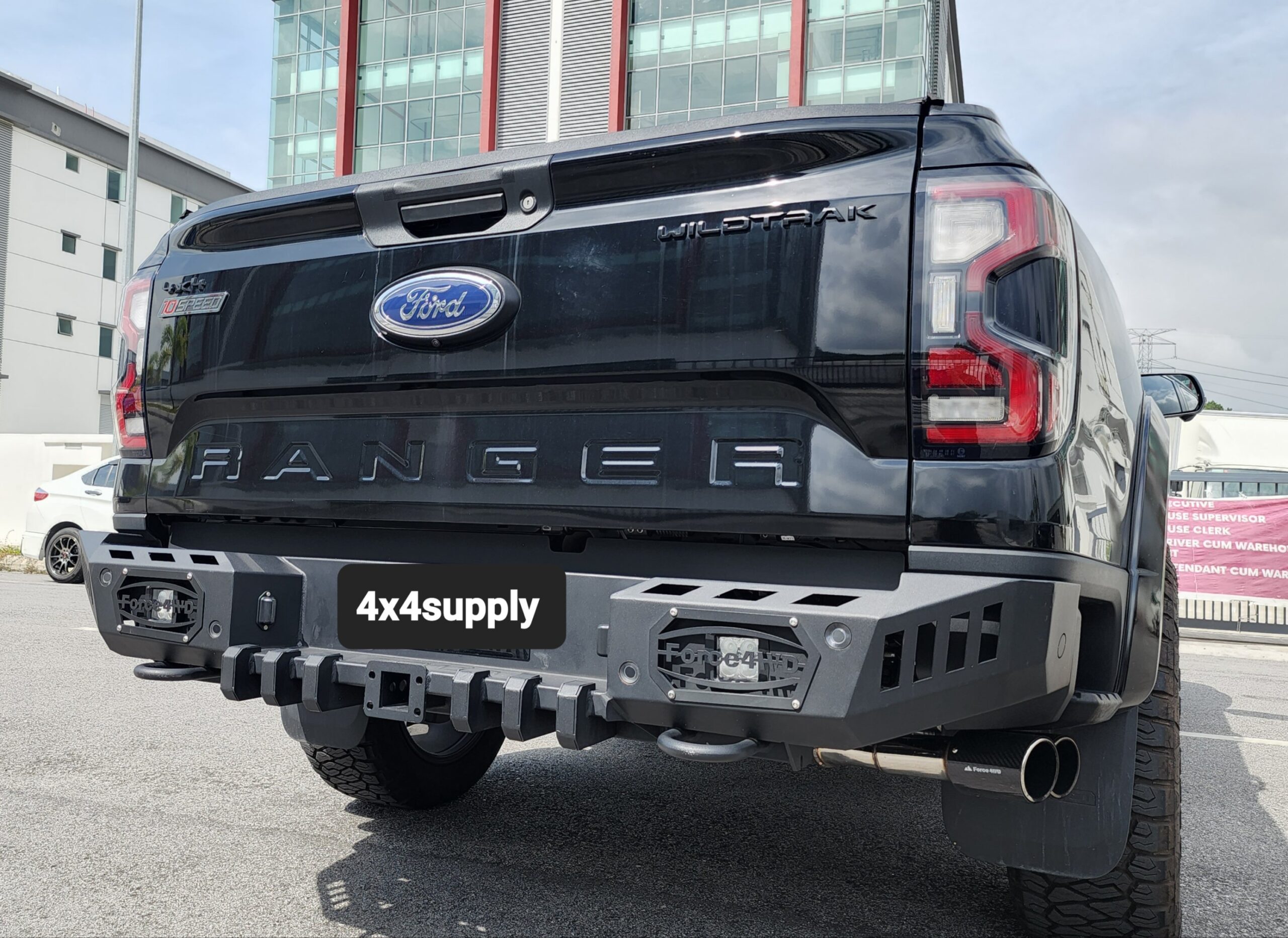 REAR BUMPER T9