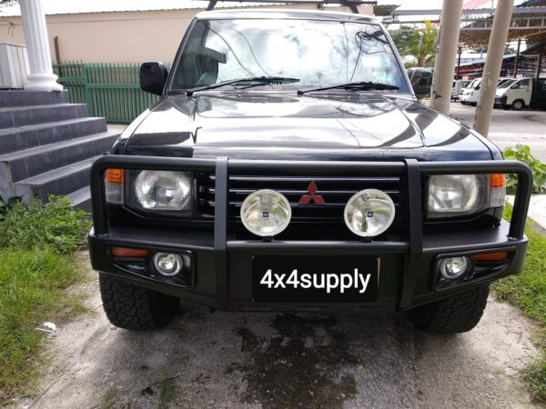 FRONT BUMPER PAJERO V32 - Image 2